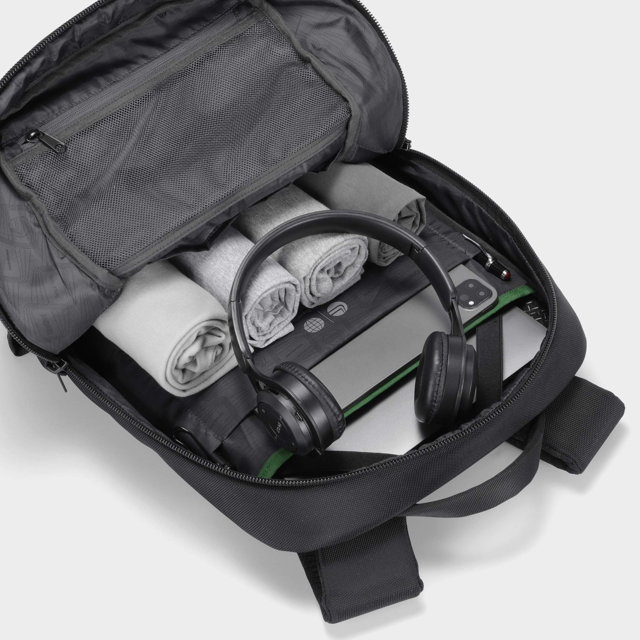 Transit Backpack :: Core Black