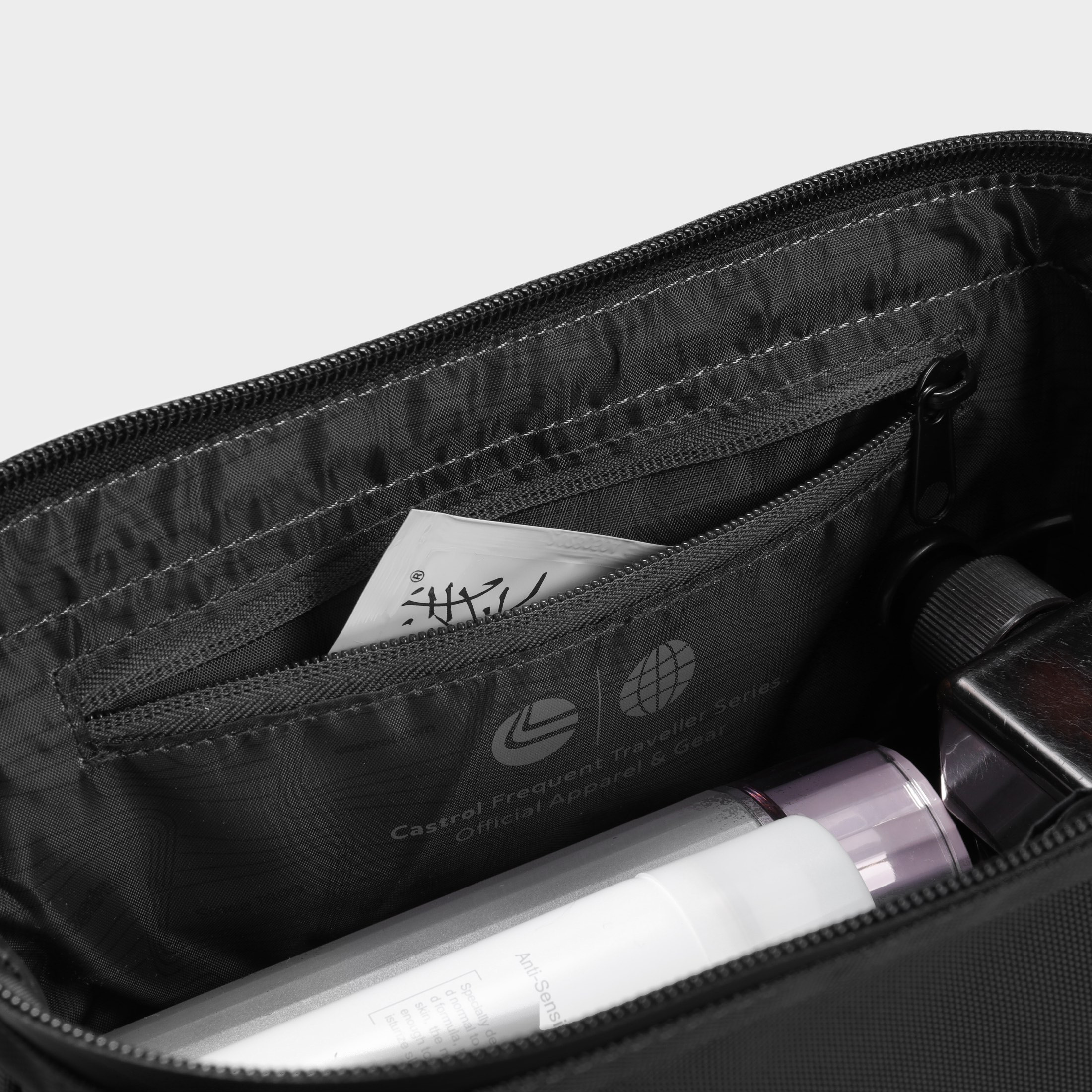 Morgan Toiletry Bag :: Core Black